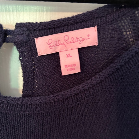 Lilly Pulitzer summer weight navy sweater EUC never worn - Picture 2 of 3